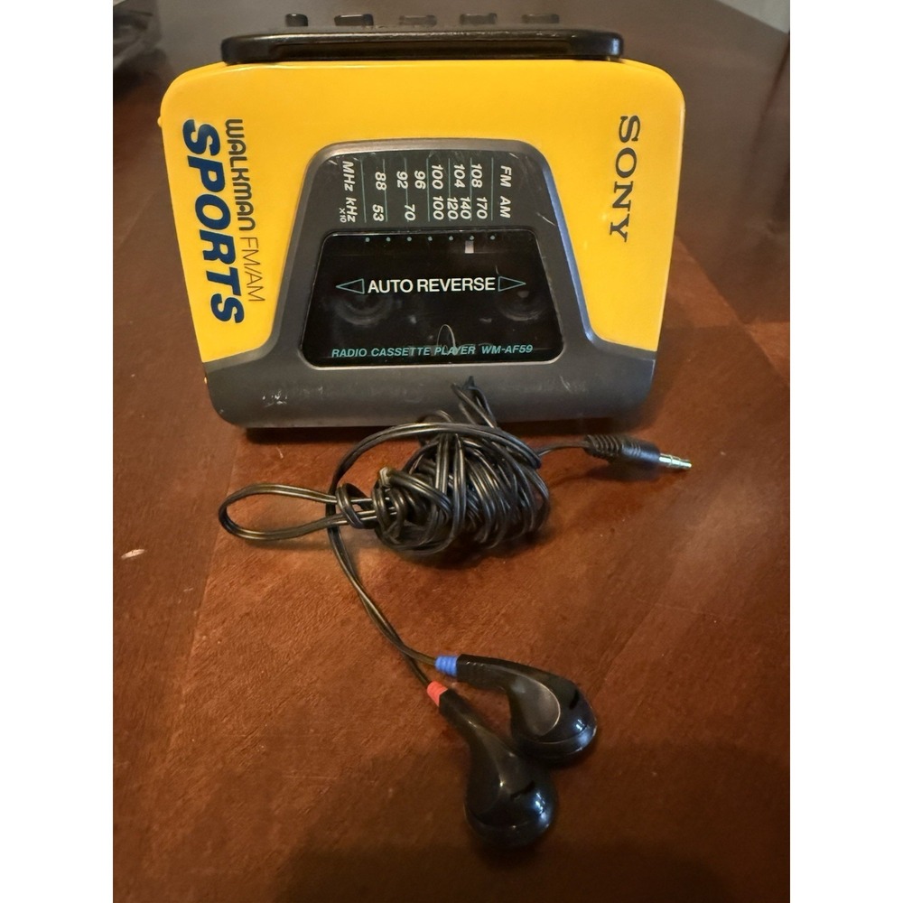 Vtg Sony Walkman Sports WM-AF59 FM/AM Radio Cassette Player‎ Auto Reverse
